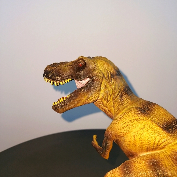 6" Tyrannosaurus Rex (T-Rex) Figure - Picture 5 of 6